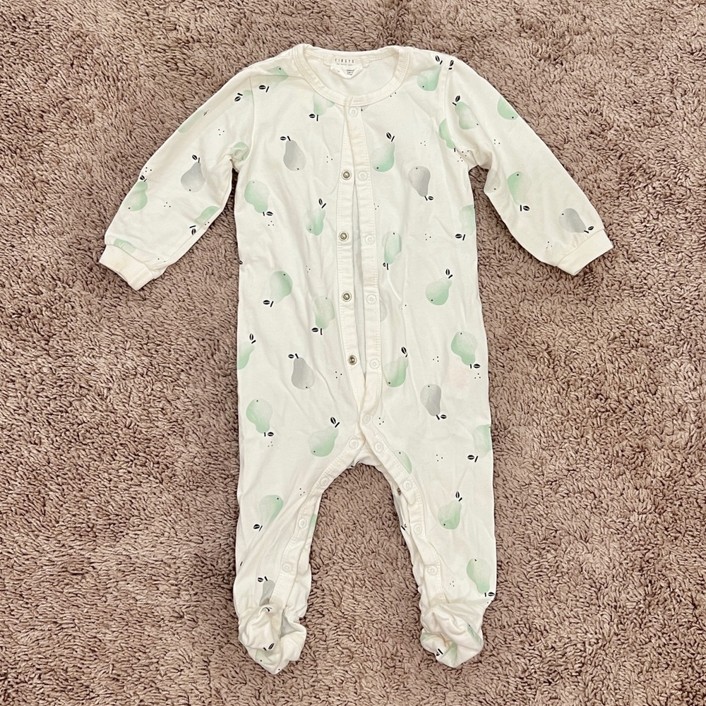 FIRSTS by petit lem Poire Print on Footed Sleeper